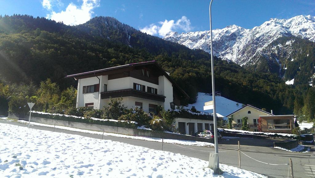 Pension Karolin Vandans Exterior foto
